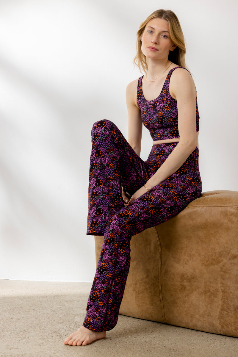 Flared Leggings Millefleurs | Hey Honey Yoga & Active Wear