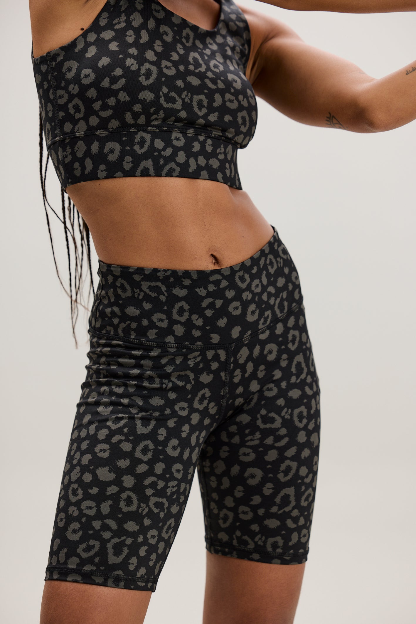 Biker LEO Black | Hey Honey Yoga & Active Wear